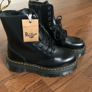 Dr Martens platform Jadon boots size 8 NEW!